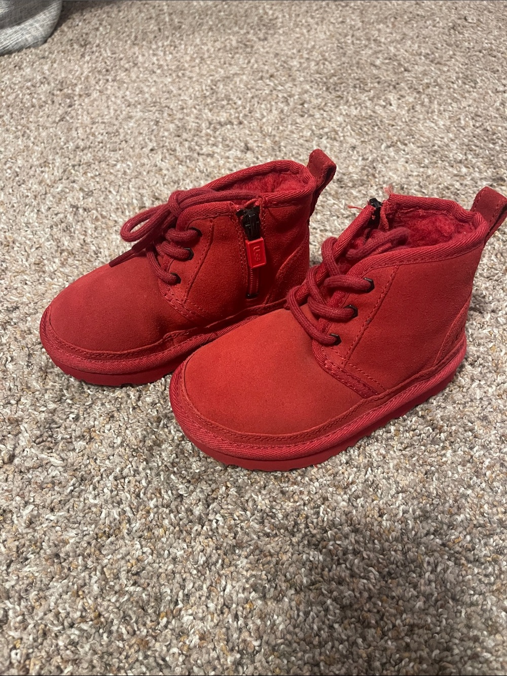 UGG Kids Red Neumel Size 8
